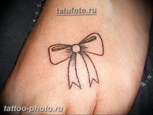 фото тату бантик 24.12.2018 №171 - photo tattoo bow - tattoo-photo.ru