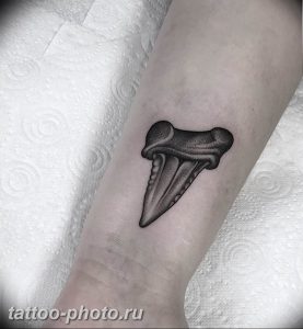 фото тату зуб 23.12.2018 №040 - photo tattoo tooth - tattoo-photo.ru