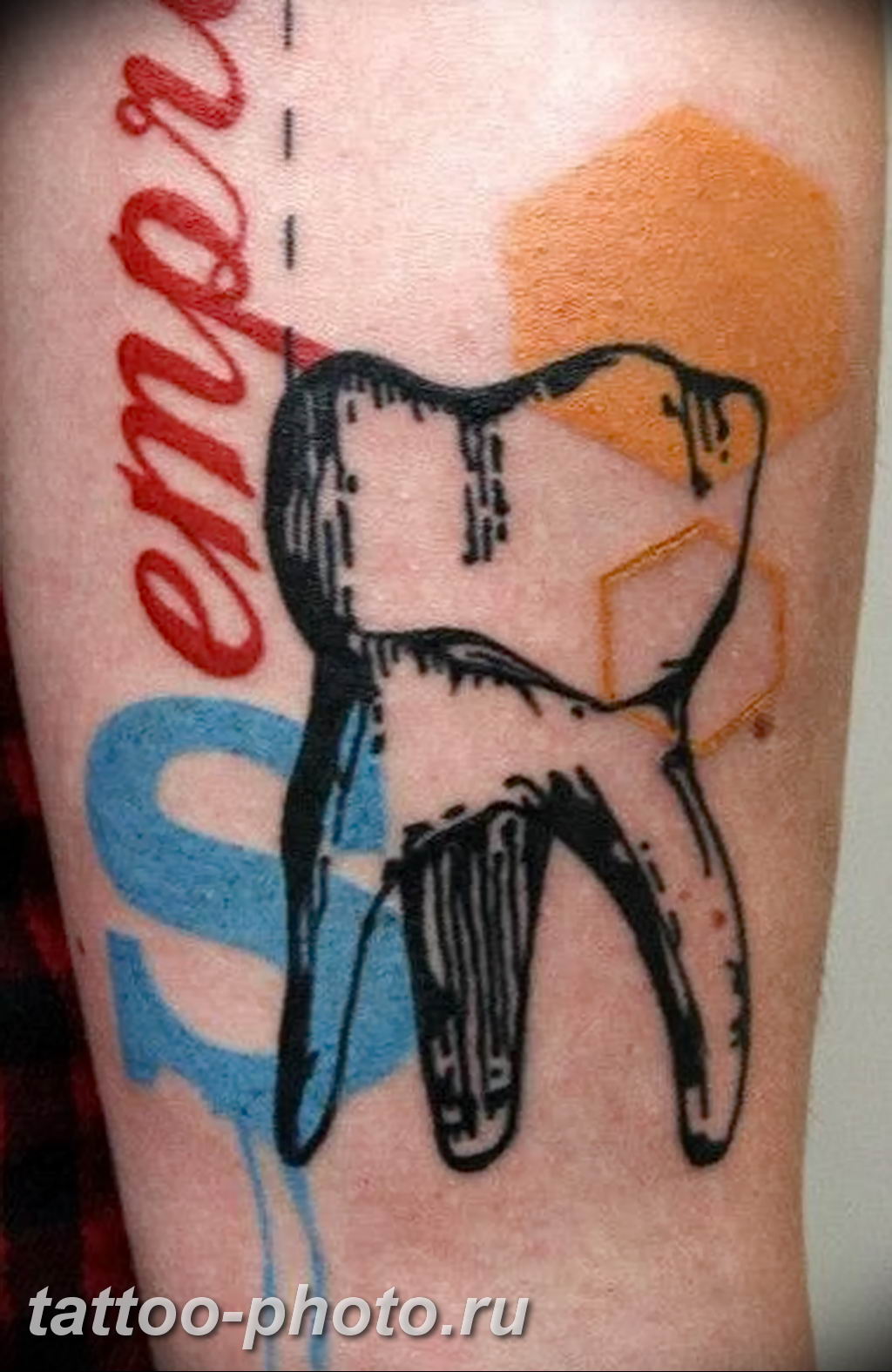 Зубы эскиз тату. Тату зубы значение. Зубы эскиз тату. Тату зубы значение. Олд скул тату зуб.