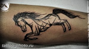 фото тату лошадь 24.12.2018 №570 - photo horse tattoo - tattoo-photo.ru