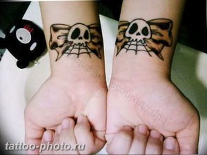 фото тату бантик 24.12.2018 №058 - photo tattoo bow - tattoo-photo.ru