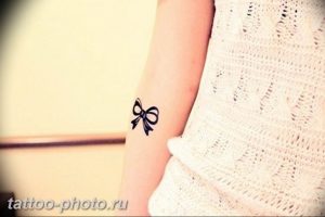 фото тату бантик 24.12.2018 №177 - photo tattoo bow - tattoo-photo.ru