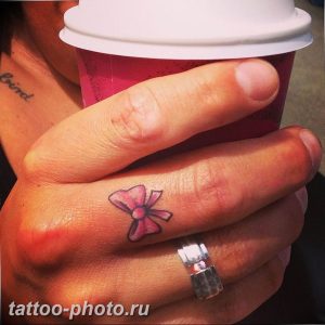 фото тату бантик 24.12.2018 №239 - photo tattoo bow - tattoo-photo.ru