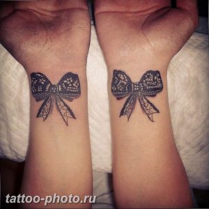 фото тату бантик 24.12.2018 №288 - photo tattoo bow - tattoo-photo.ru