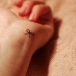 фото тату бантик 24.12.2018 №343 - photo tattoo bow - tattoo-photo.ru
