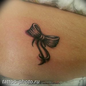 фото тату бантик 24.12.2018 №568 - photo tattoo bow - tattoo-photo.ru