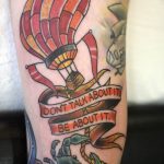 фото тату воздушный шар 22.12.2018 №531 - photo tattoo balloon - tattoo-photo.ru