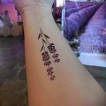 фото тату лаванда 24.12.2018 №141 - photo tattoo lavender - tattoo-photo.ru
