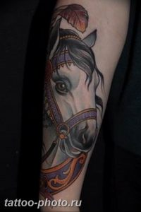 фото тату лошадь 24.12.2018 №048 - photo horse tattoo - tattoo-photo.ru