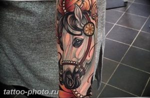 фото тату лошадь 24.12.2018 №050 - photo horse tattoo - tattoo-photo.ru