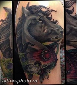 фото тату лошадь 24.12.2018 №053 - photo horse tattoo - tattoo-photo.ru