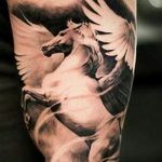 фото тату лошадь 24.12.2018 №077 - photo horse tattoo - tattoo-photo.ru