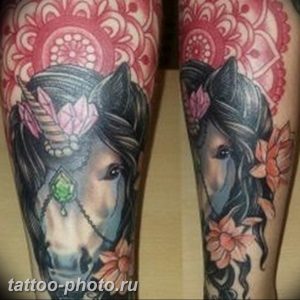 фото тату лошадь 24.12.2018 №078 - photo horse tattoo - tattoo-photo.ru