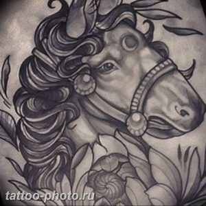 фото тату лошадь 24.12.2018 №110 - photo horse tattoo - tattoo-photo.ru