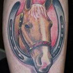 фото тату лошадь 24.12.2018 №164 - photo horse tattoo - tattoo-photo.ru