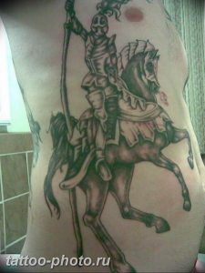 фото тату лошадь 24.12.2018 №180 - photo horse tattoo - tattoo-photo.ru
