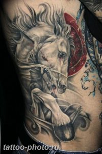 фото тату лошадь 24.12.2018 №186 - photo horse tattoo - tattoo-photo.ru