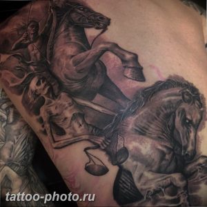 фото тату лошадь 24.12.2018 №193 - photo horse tattoo - tattoo-photo.ru
