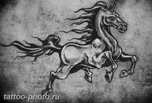 фото тату лошадь 24.12.2018 №207 - photo horse tattoo - tattoo-photo.ru