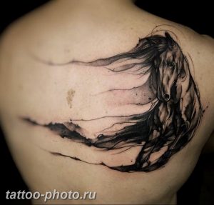 фото тату лошадь 24.12.2018 №219 - photo horse tattoo - tattoo-photo.ru