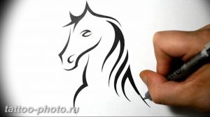 фото тату лошадь 24.12.2018 №254 - photo horse tattoo - tattoo-photo.ru