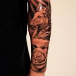 фото тату лошадь 24.12.2018 №290 - photo horse tattoo - tattoo-photo.ru