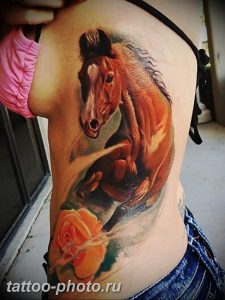фото тату лошадь 24.12.2018 №547 - photo horse tattoo - tattoo-photo.ru