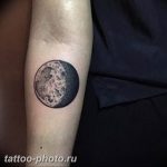 фото тату полумесяц 22.12.2018 №007 - crescent tattoo photo - tattoo-photo.ru