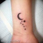 фото тату полумесяц 22.12.2018 №016 - crescent tattoo photo - tattoo-photo.ru