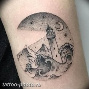 фото тату полумесяц 22.12.2018 №044 - crescent tattoo photo - tattoo-photo.ru