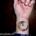 фото тату полумесяц 22.12.2018 №047 - crescent tattoo photo - tattoo-photo.ru