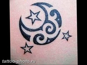 фото тату полумесяц 22.12.2018 №059 - crescent tattoo photo - tattoo-photo.ru