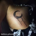 фото тату полумесяц 22.12.2018 №117 - crescent tattoo photo - tattoo-photo.ru