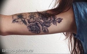 фото тату полумесяц 22.12.2018 №148 - crescent tattoo photo - tattoo-photo.ru