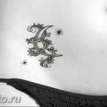 фото тату полумесяц 22.12.2018 №274 - crescent tattoo photo - tattoo-photo.ru