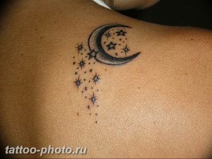 фото тату полумесяц 22.12.2018 №284 - crescent tattoo photo - tattoo-photo.ru