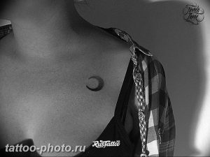 фото тату полумесяц 22.12.2018 №302 - crescent tattoo photo - tattoo-photo.ru