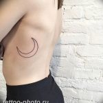 фото тату полумесяц 22.12.2018 №315 - crescent tattoo photo - tattoo-photo.ru