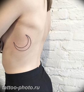 фото тату полумесяц 22.12.2018 №315 - crescent tattoo photo - tattoo-photo.ru