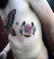 фото тату подкова от 01.06.2018 №117 — horseshoe tattoos — tattoo-photo.ru