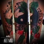 Фото рисунка тату Инь-Янь 08.11.2018 №392 - photo tattoo Yin-Yang - tattoo-photo.ru