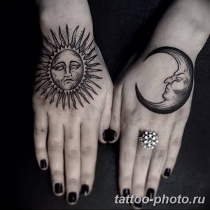 Фото рисунка тату Луна и Солнце 05.11.2018 №016 - tattoo Moon and Sun - tattoo-photo.ru