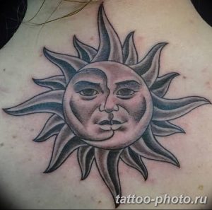 Фото рисунка тату Луна и Солнце 05.11.2018 №051 - tattoo Moon and Sun - tattoo-photo.ru