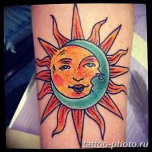 Фото рисунка тату Луна и Солнце 05.11.2018 №148 - tattoo Moon and Sun - tattoo-photo.ru