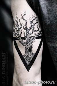 Фото рисунка тату дерево 07.11.2018 №449 - photo tattoo tree - tattoo-photo.ru