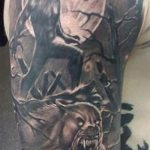 Фото рисунка тату оборотень 24.11.2018 №051 - photo tattoo werewolf - tattoo-photo.ru
