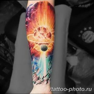 Фото рисунка тату планеты 04.11.2018 №040 - tattoo photos of the planet - tattoo-photo.ru