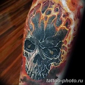 Фото рисунка тату череп 24.11.2018 №050 - photo tattoo skull - tattoo-photo.ru