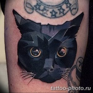 фото рисунка тату черная кошка 13.11.2018 №075 - black cat tattoo picture - tattoo-photo.ru
