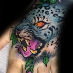 Фото рисунка Тату снежный барс 20.11.2018 №017 - Tattoo snow leopard - tattoo-photo.ru
